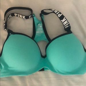 VS PINK Ultimate Push-up sports bra